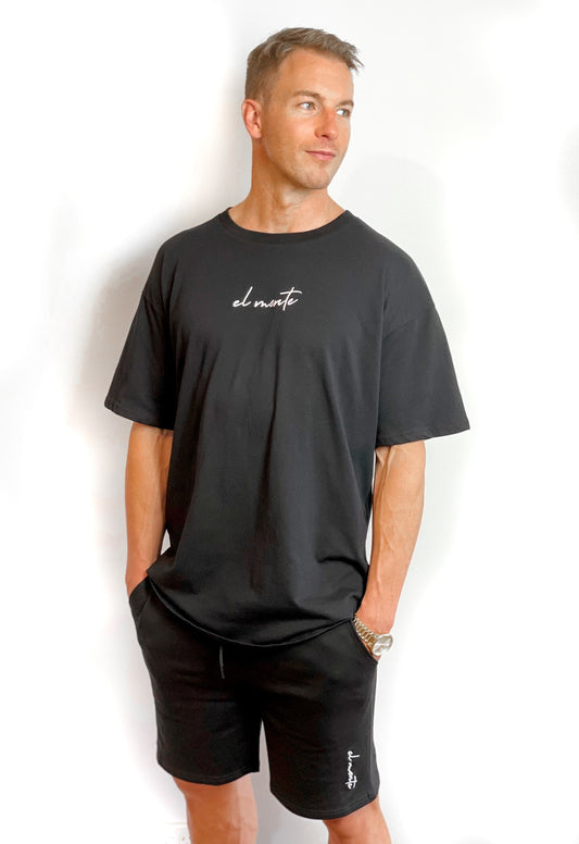 The perfect oversize slouch T-shirt for Men adding style to all occasions
